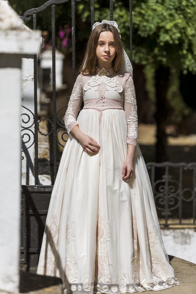 Lucrecia, vestido de comunión de Mar Segovia