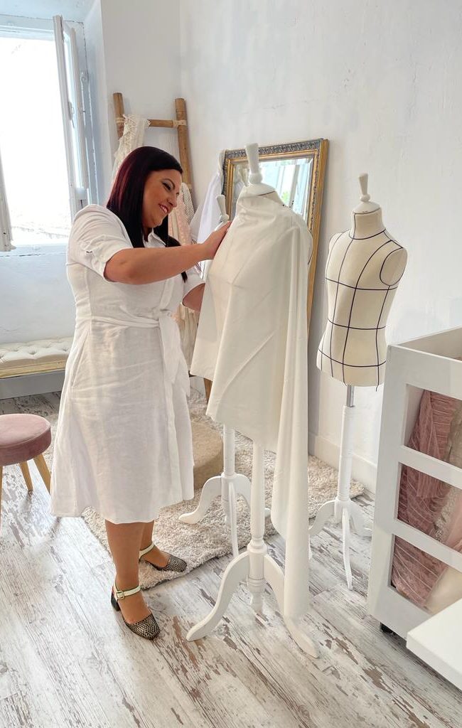 Diseños personalizados y vestidos a medida · Mar Segovia